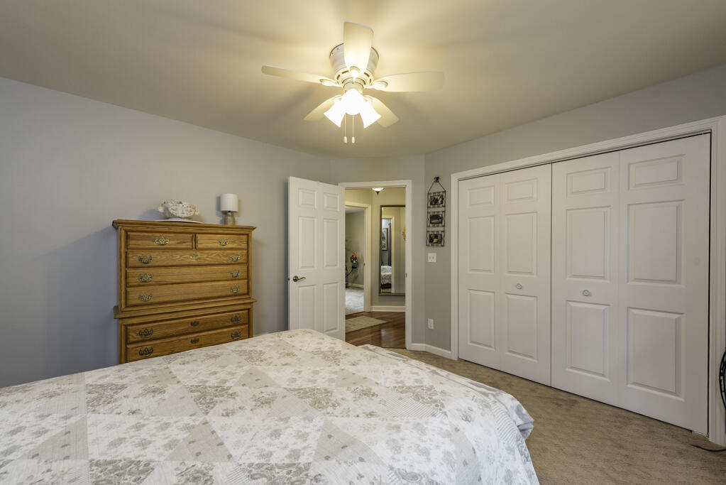 1088 102nd Street Pleasant Prairie, WI 53158 - Photo 13 of 32 DSC_9638