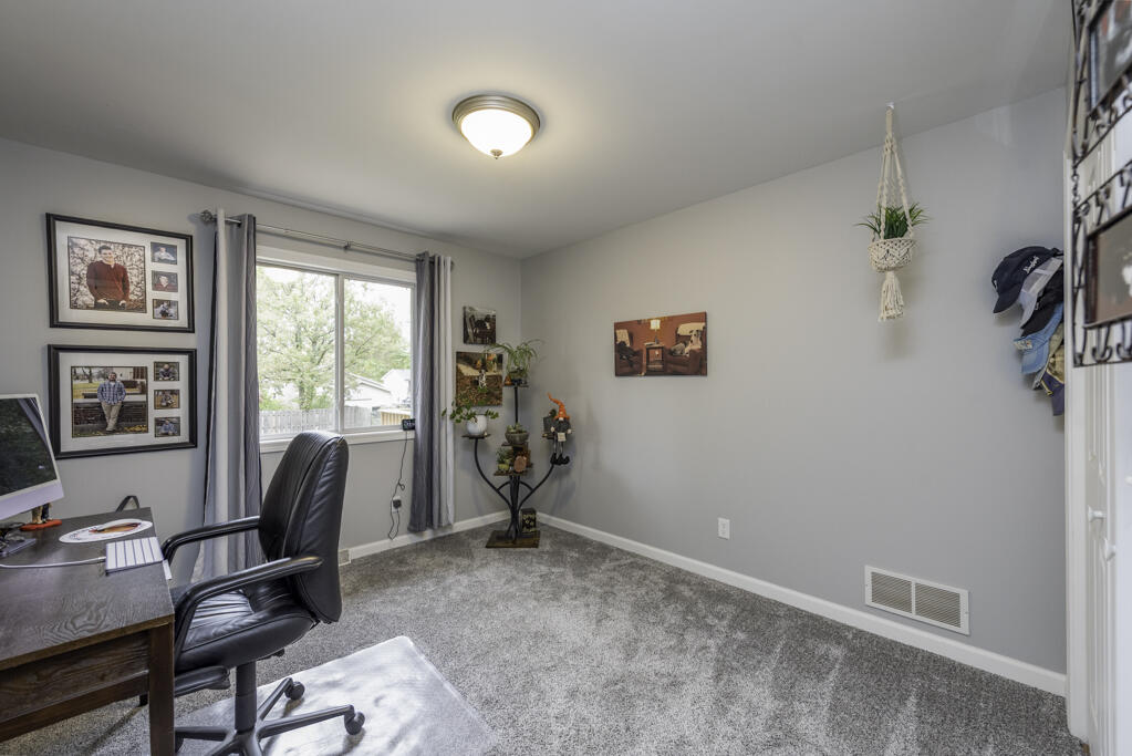 1088 102nd Street Pleasant Prairie, WI 53158 - Photo 15 of 32 DSC_9644-Edit