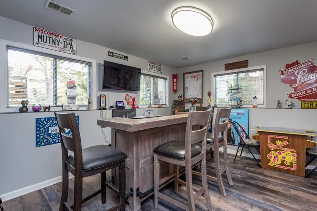 $435,000 | 1088 102nd Street, Pleasant Prairie, WI 53158