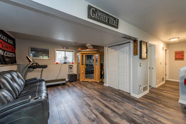 $435,000 | 1088 102nd Street, Pleasant Prairie, WI 53158