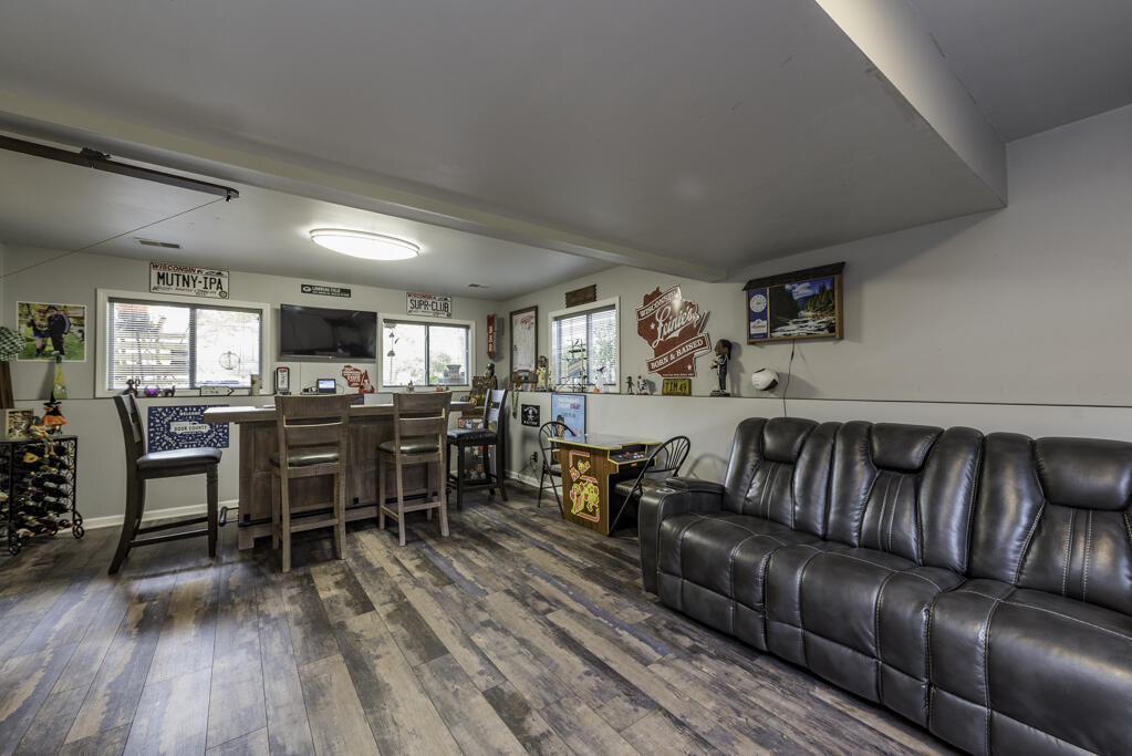 1088 102nd Street Pleasant Prairie, WI 53158 - Photo 21 of 32 DSC_9668