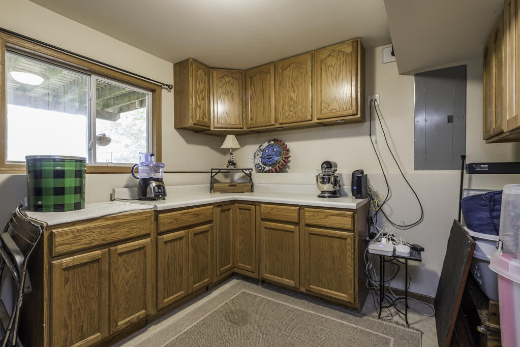 1088 102nd Street Pleasant Prairie, WI 53158 - Photo 23 of 32 DSC_9673