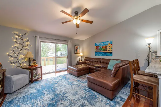 $435,000 | 1088 102nd Street, Pleasant Prairie, WI 53158