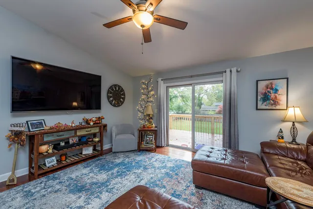 $435,000 | 1088 102nd Street, Pleasant Prairie, WI 53158