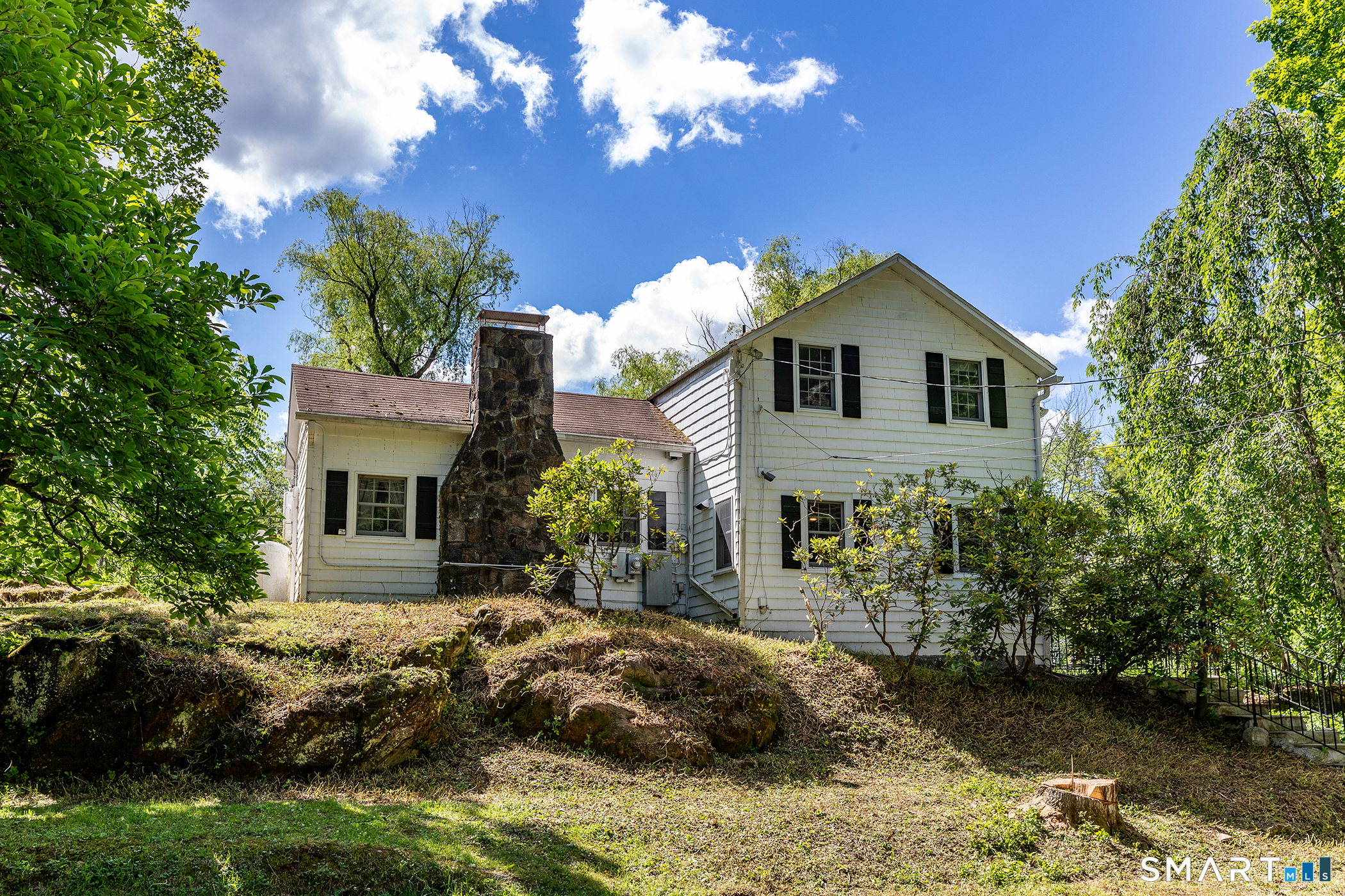311 Taconic Road Salisbury, CT 06068 - Photo 2 of 40