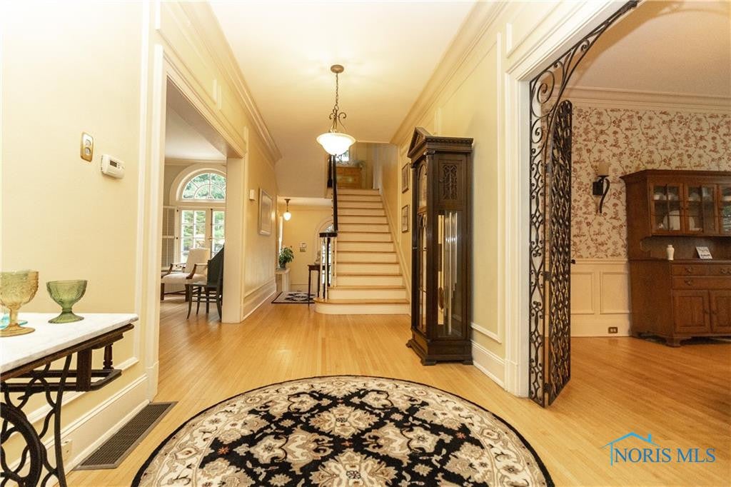 3584 Ridgewood Road Toledo, OH 43606 - Photo 6 of 50 Gallery Image 6