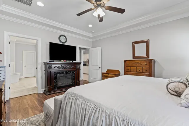 $443,900 | 1988 Garrett Drive, Hernando, MS 38632