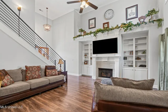 $443,900 | 1988 Garrett Drive, Hernando, MS 38632