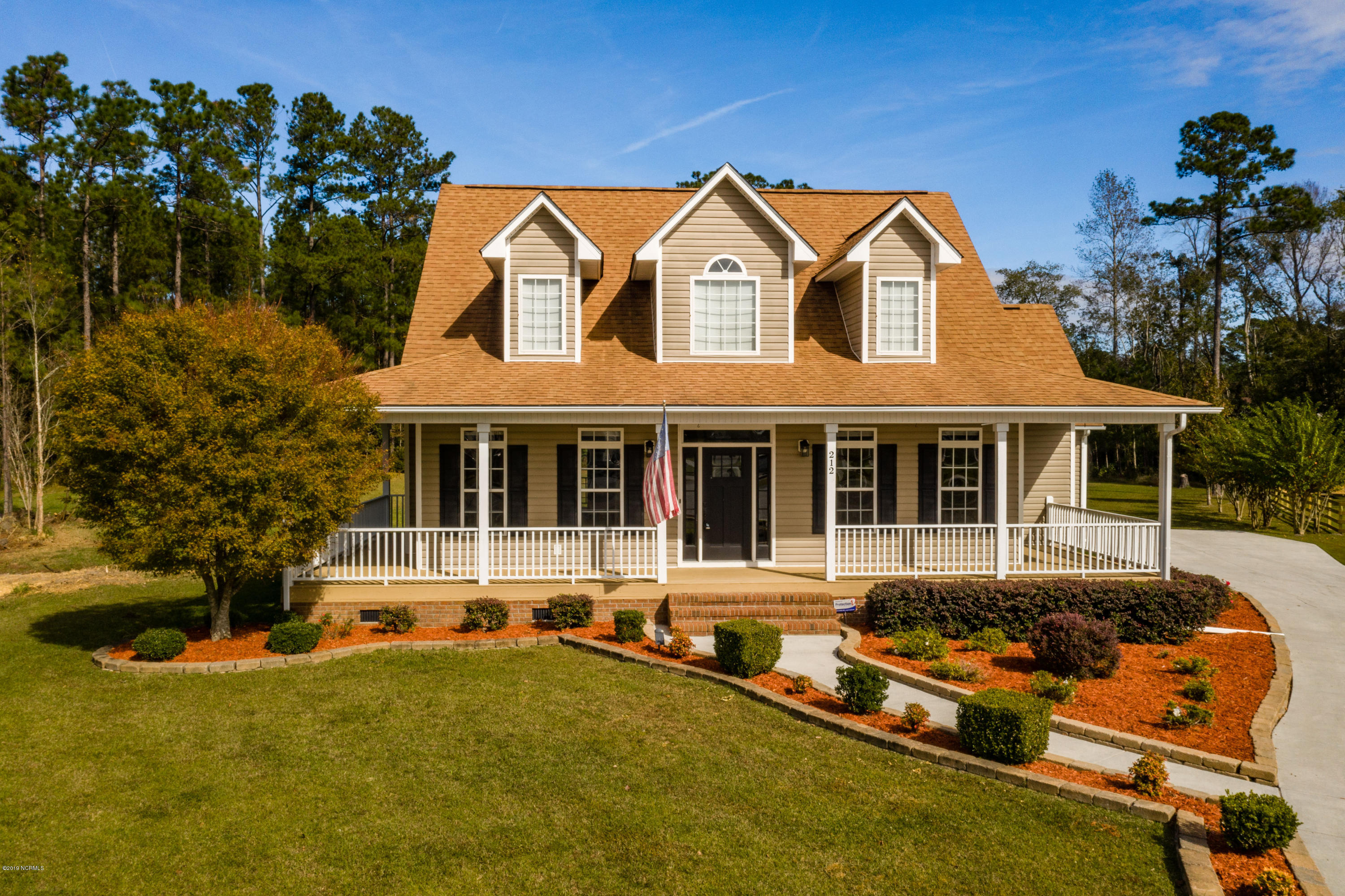 212 Portland Place Hubert, NC 28539 - Photo 2 of 23 212 Portland Place-21