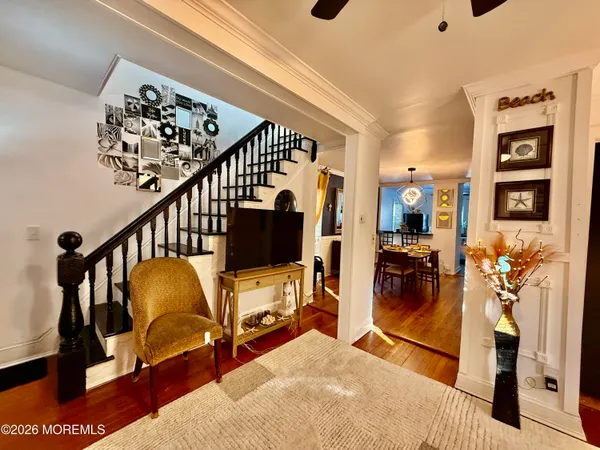 a view of a livingroom with furniture and a livingroom