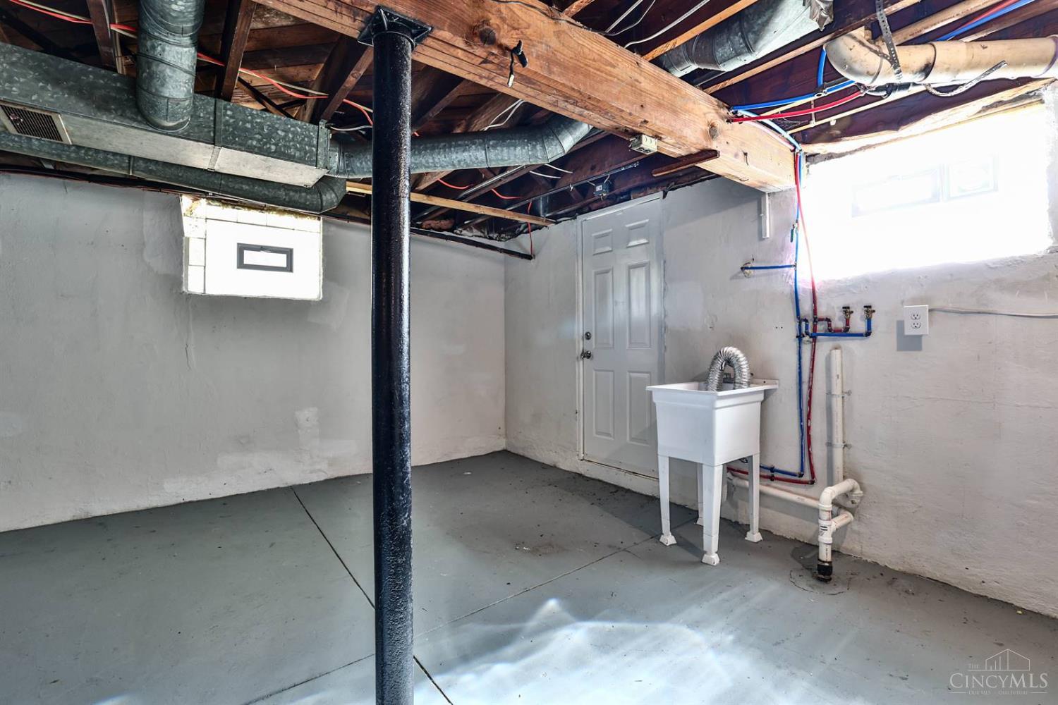 4775 Rapid Run Road Cincinnati, OH 45238 - Photo 29 of 34