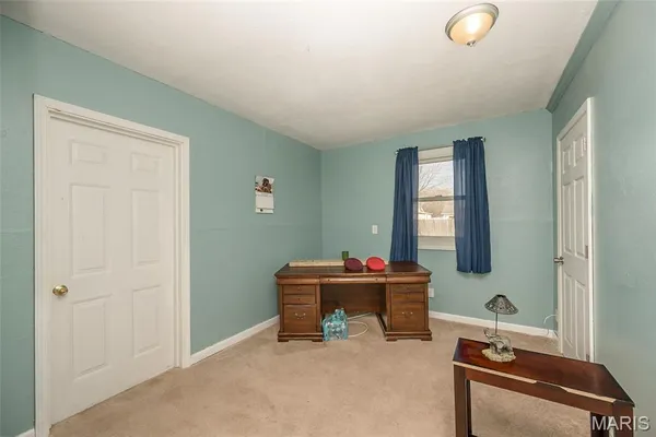 $169,000 | 304 Indiana Avenue, South Roxana, IL 62087