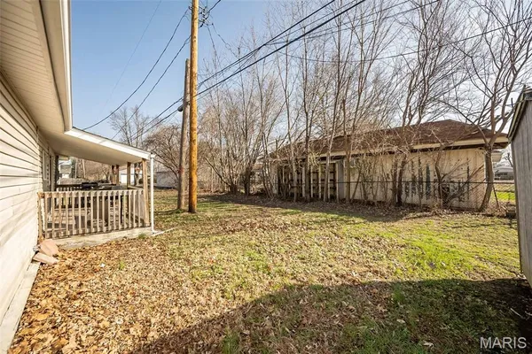 $169,000 | 304 Indiana Avenue, South Roxana, IL 62087