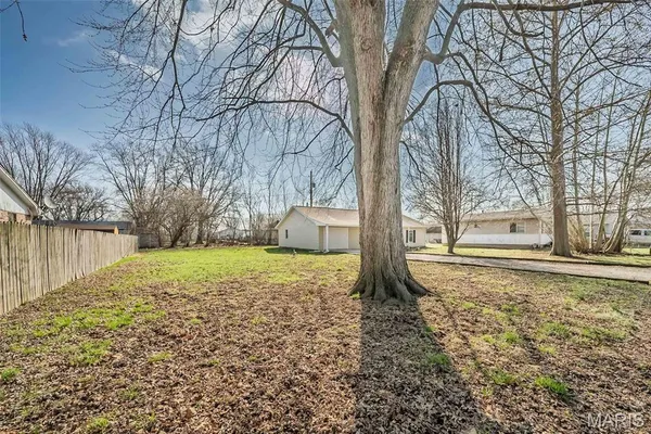 $169,000 | 304 Indiana Avenue, South Roxana, IL 62087