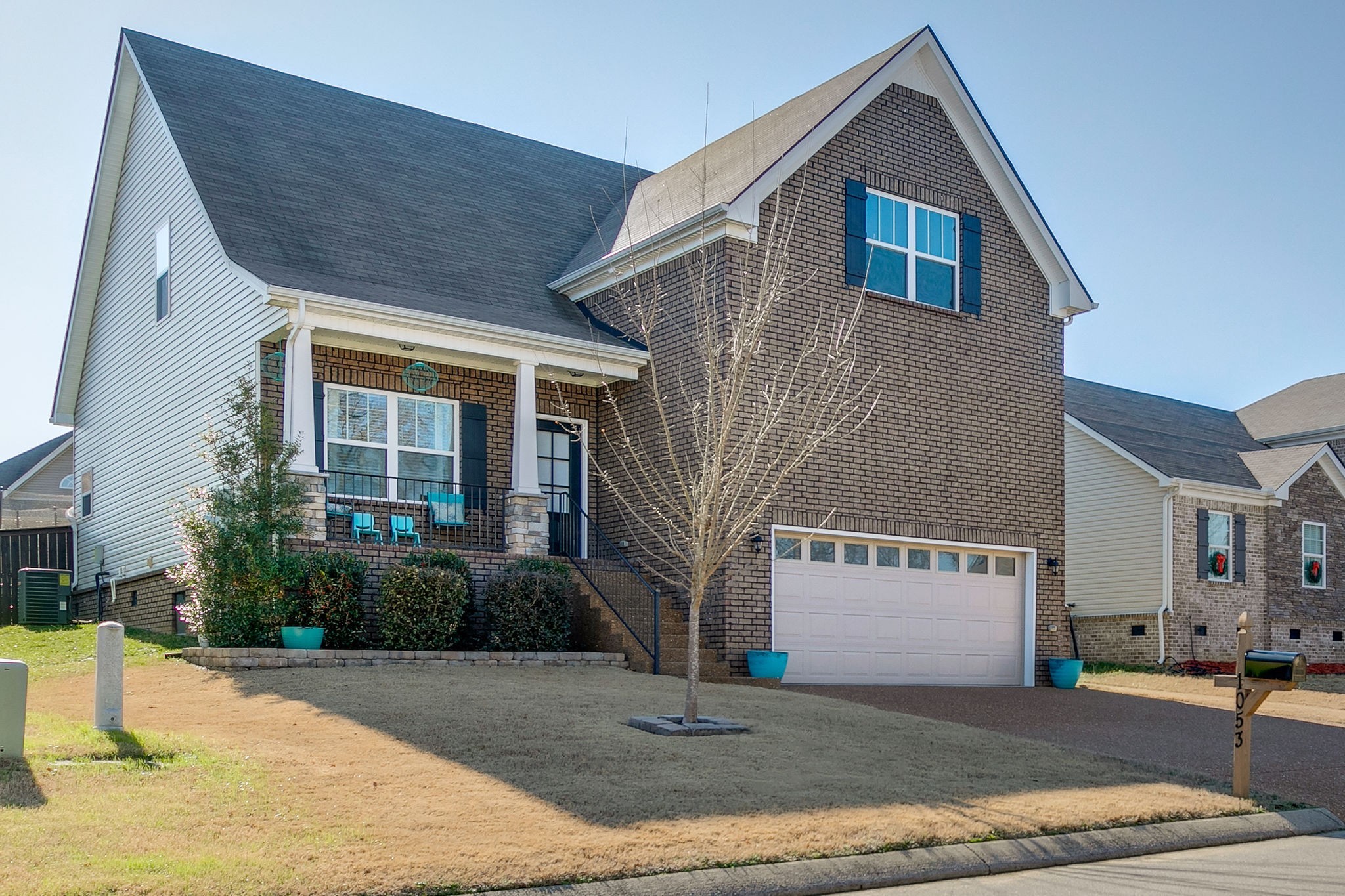 1053 Golf View Way Spring Hill, TN 37174 - Photo 2 of 24