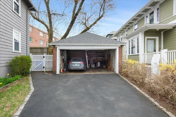 $3,450 | 256 South Huntington Avenue, Unit 2, Boston, MA 02130
