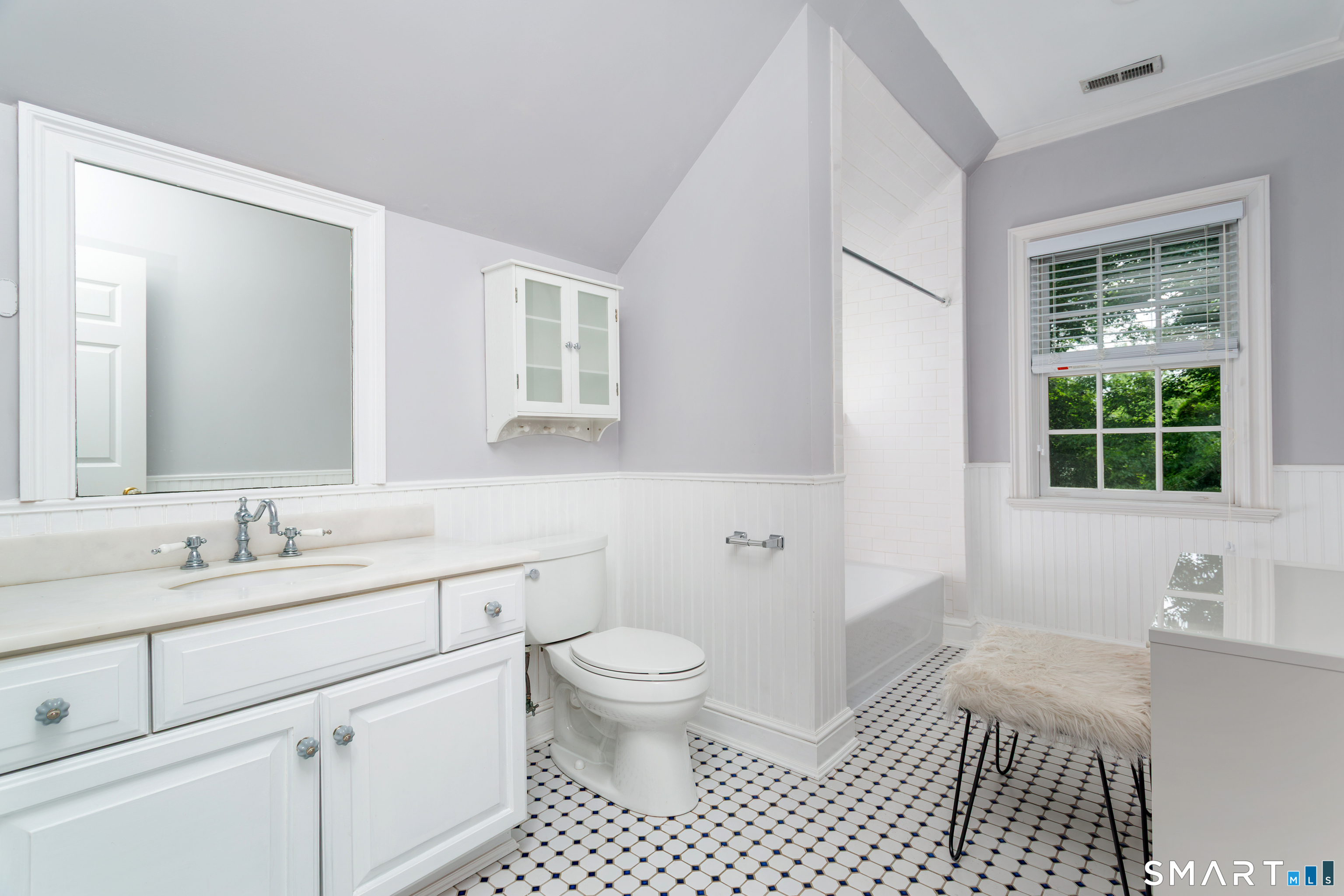 7 Old Hyde Road Weston, CT 06883 - Photo 28 of 40