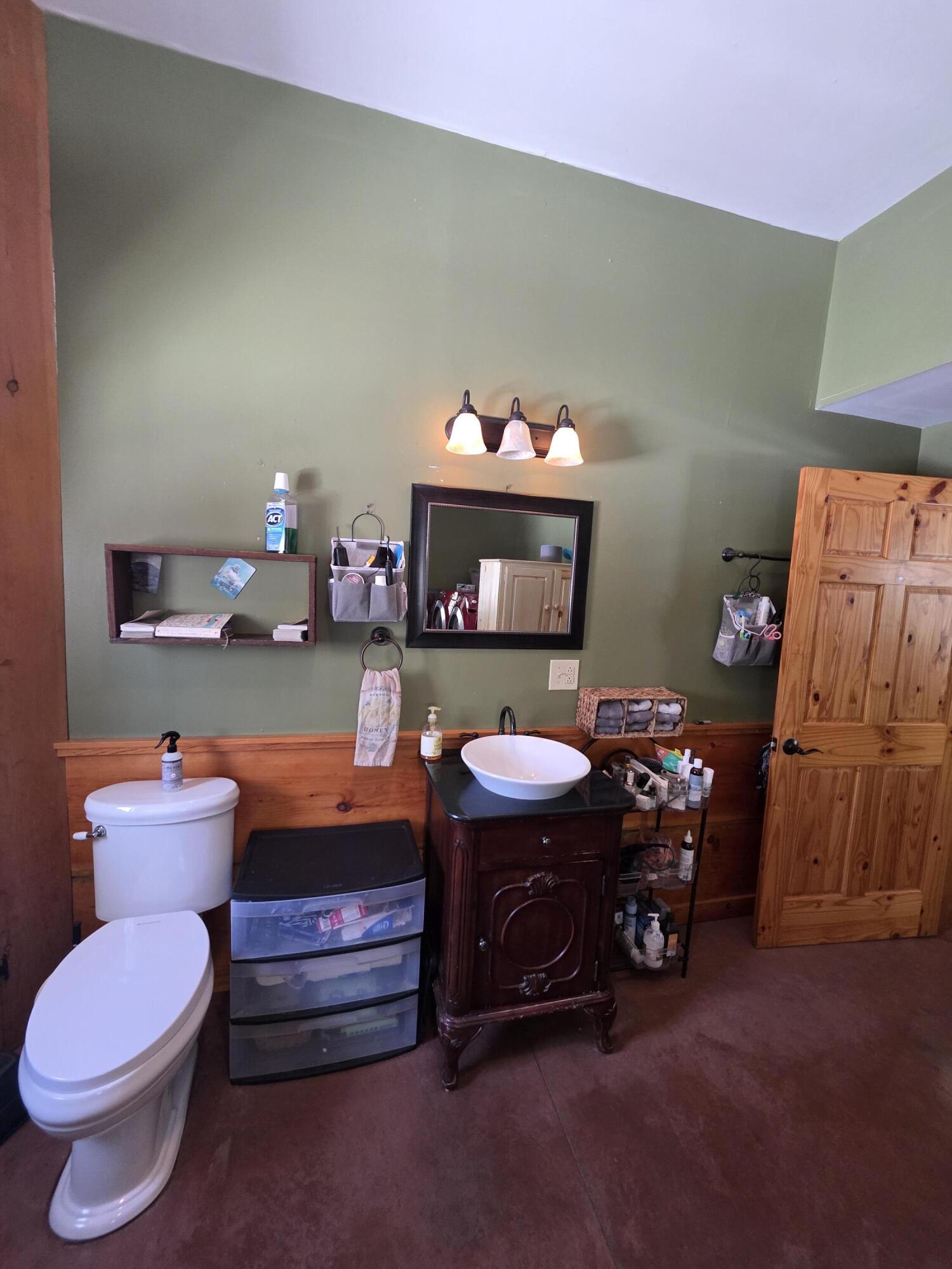 93 Youngtown Road Lincolnville, ME 04849 - Photo 5 of 15 1-print-1000028696