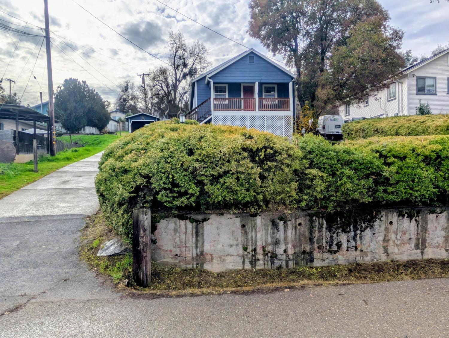 203 Market Street San Andreas, CA 95249 - Photo 54 of 54 a front view of a house with a yard