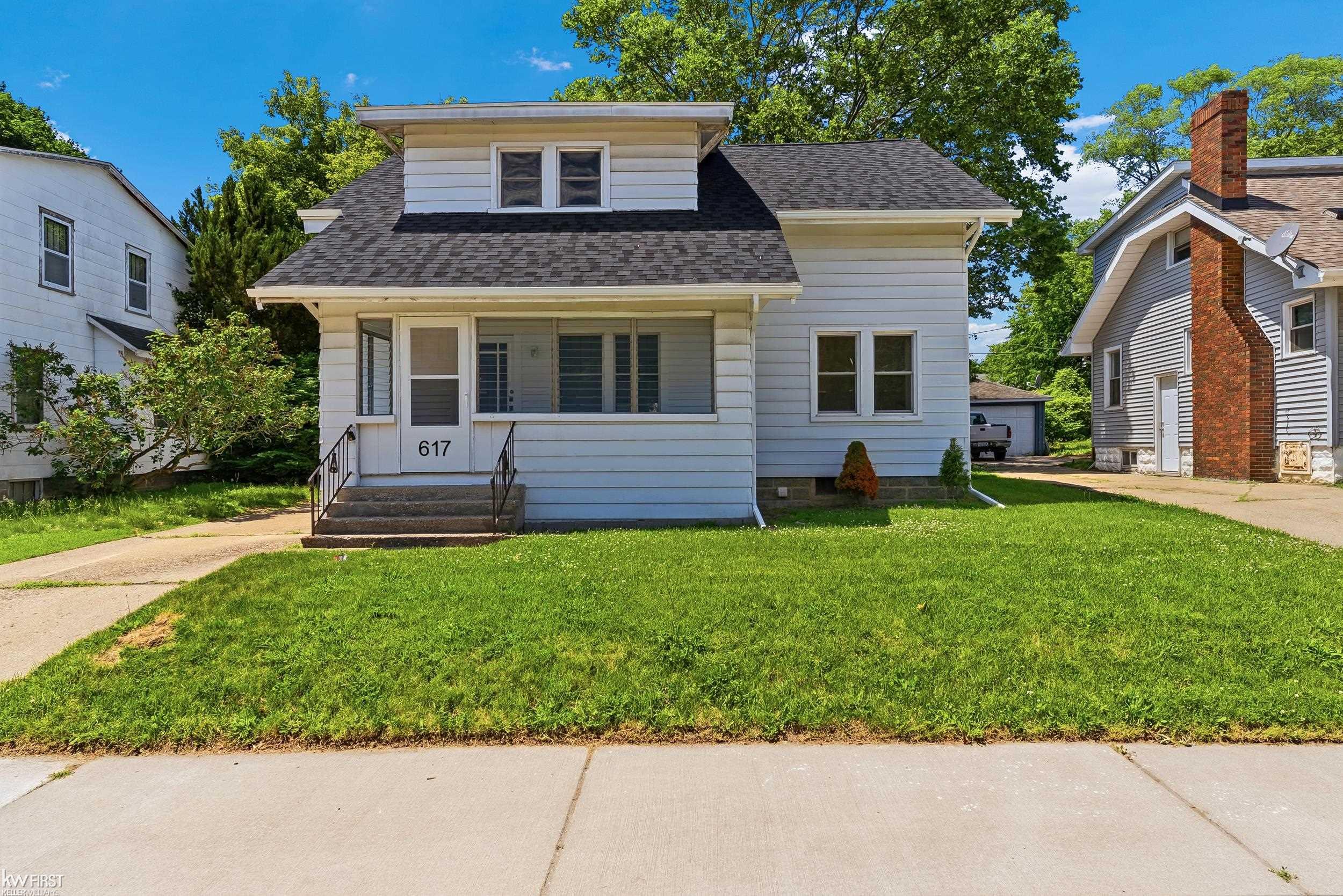 617 Dupont Street Flint, MI 48504 - Photo 3 of 46