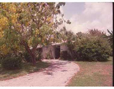 904 Northwest New Providence Road Stuart, FL 34994 - Photo 1 of 1 Gallery Image 1