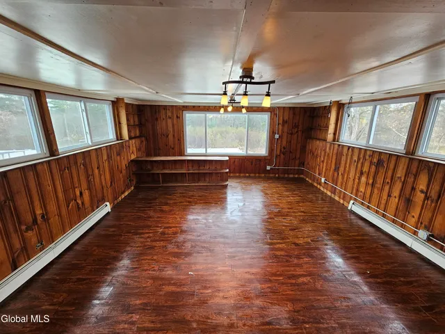 $459,000 | 919 Highway 40, Melrose, NY 12121