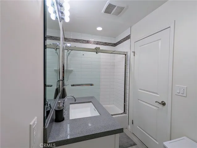 $3,650 | 9559 Firestone Boulevard, Unit A, Downey, CA 90241