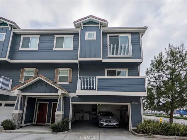 $3,650 | 9559 Firestone Boulevard, Unit A, Downey, CA 90241