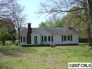 front view of house with a yard