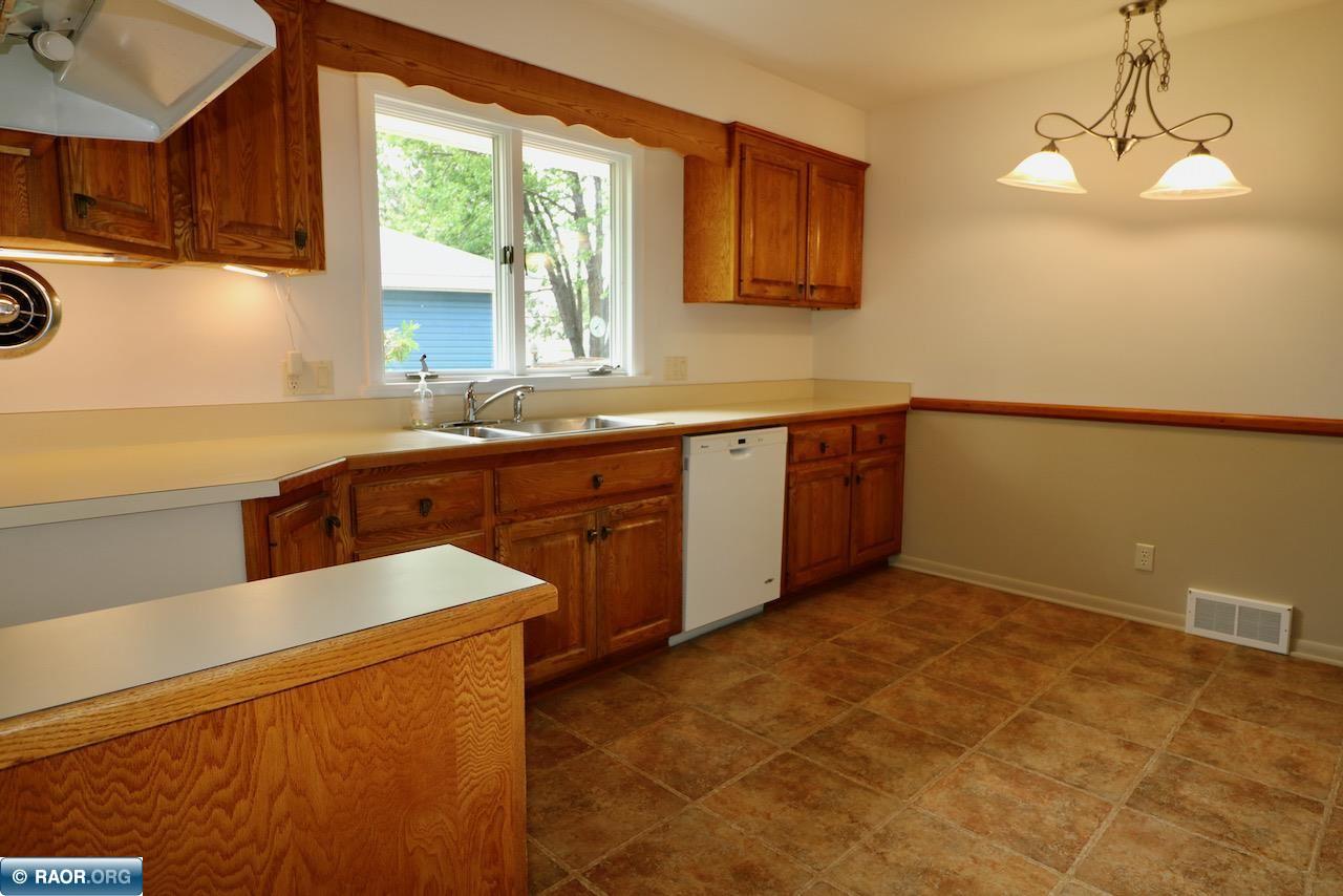 404 Coventry Road Hoyt Lakes, MN 55750 - Photo 2 of 28