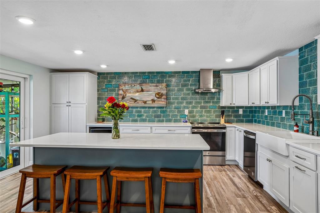801 Flamingo Drive Apollo Beach, FL 33572 - Photo 14 of 77