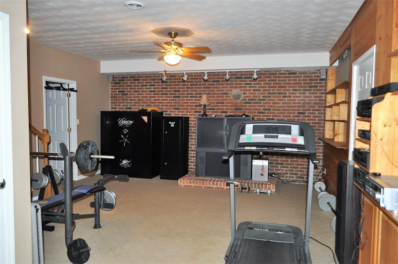 1476 Johns Loop Road Franklin, KY 42134 - Photo 13 of 24 Gallery Image 13