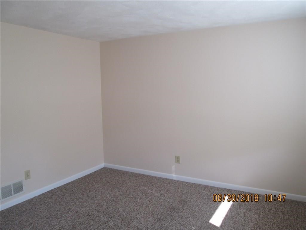 692 Newcomb Road North Kingstown, RI 02852 - Photo 8 of 12 Gallery Image 8