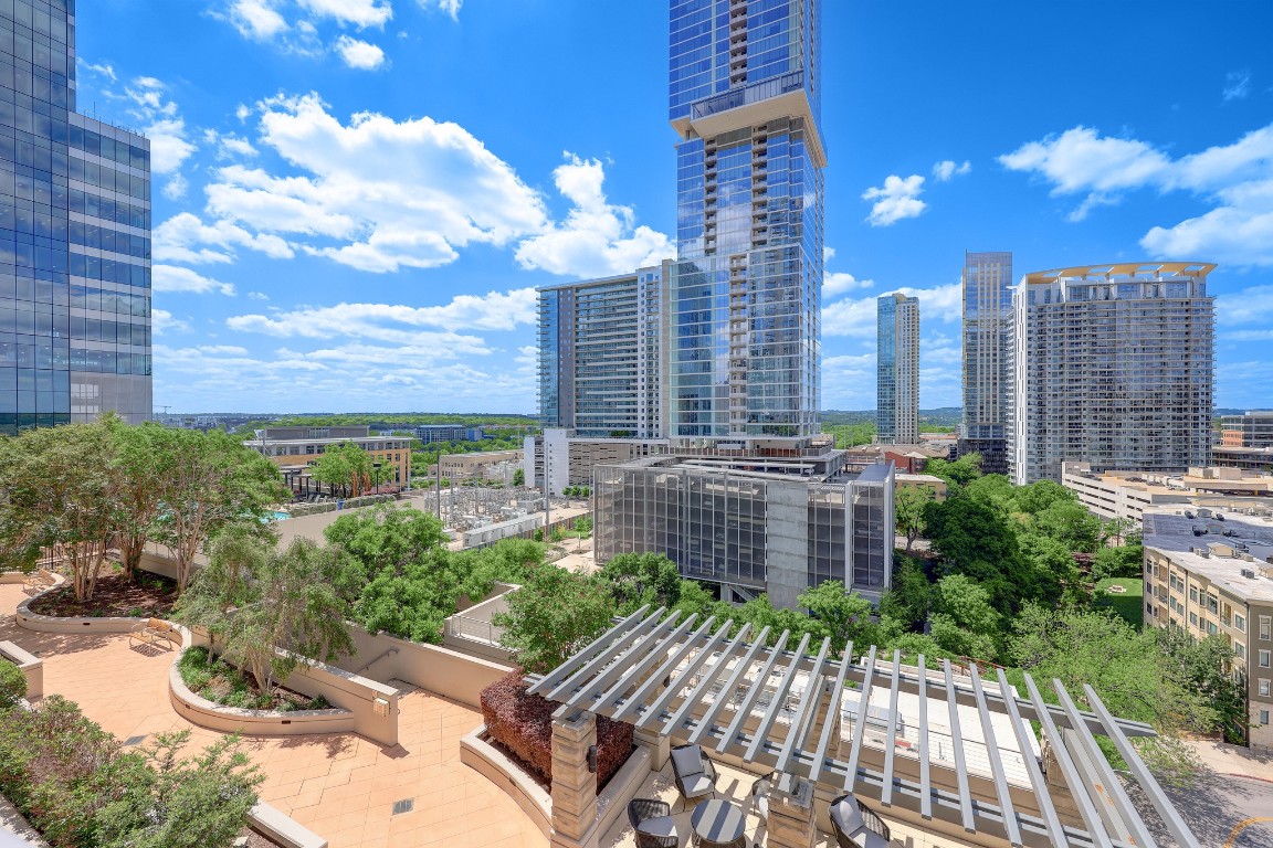 360 Nueces Street, Unit 1116 Austin, TX 78701 - Photo 21 of 33 a view of a patio with a yard