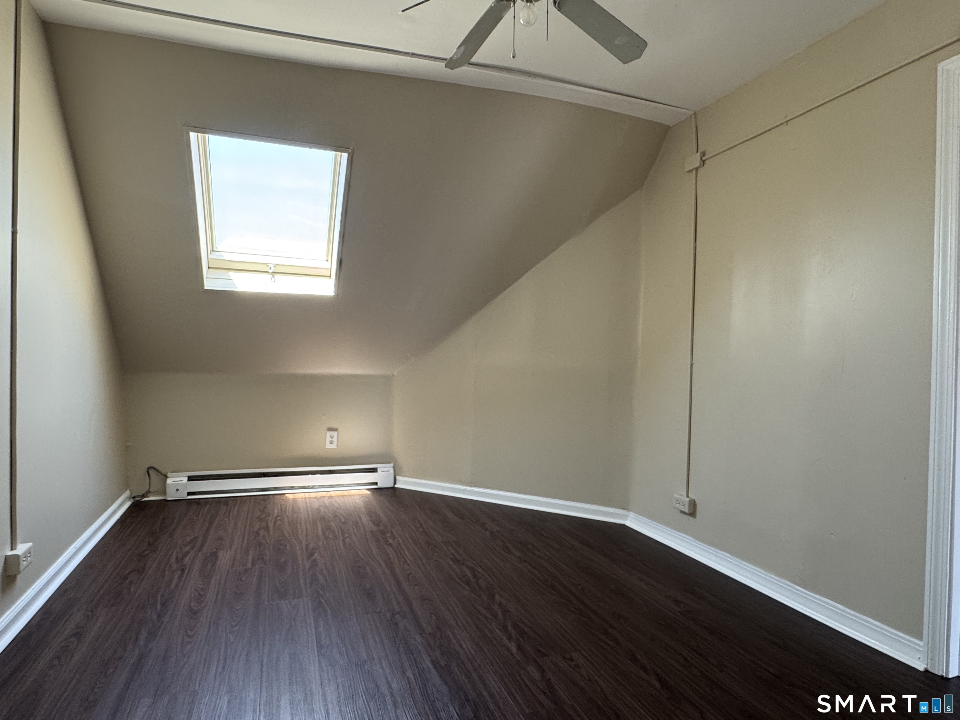 184 Pacific Street Bridgeport, CT 06604 - Photo 10 of 11