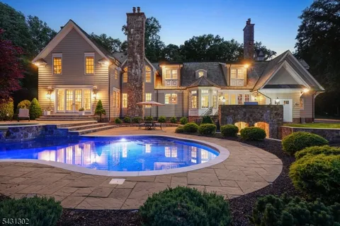 $3,795,000 | 17 Fawn Hill Drive, Morristown, NJ 07960