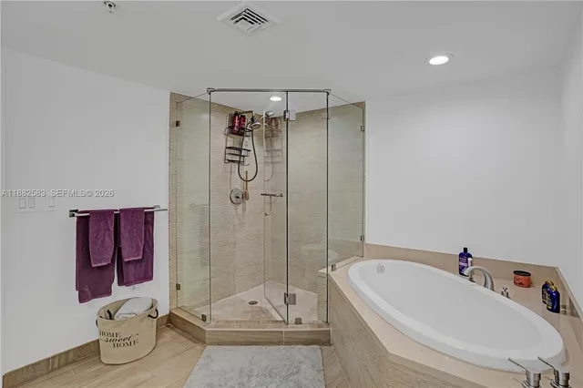 $8,000 | 7930 East Drive, Unit 1808, North Bay Village, FL 33141