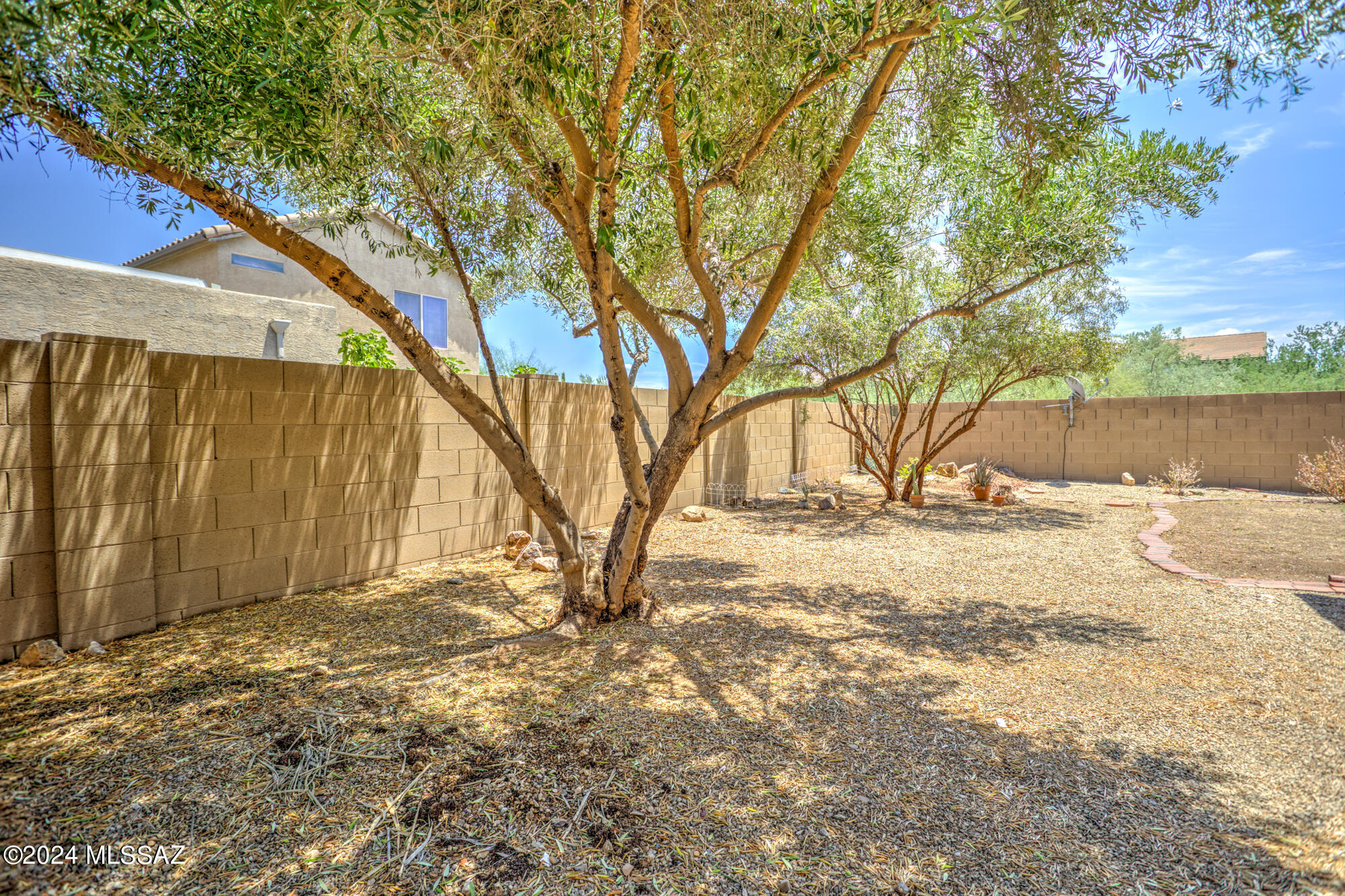 10583 East Water Poppy Road Tucson, AZ 85747 - Photo 38 of 40