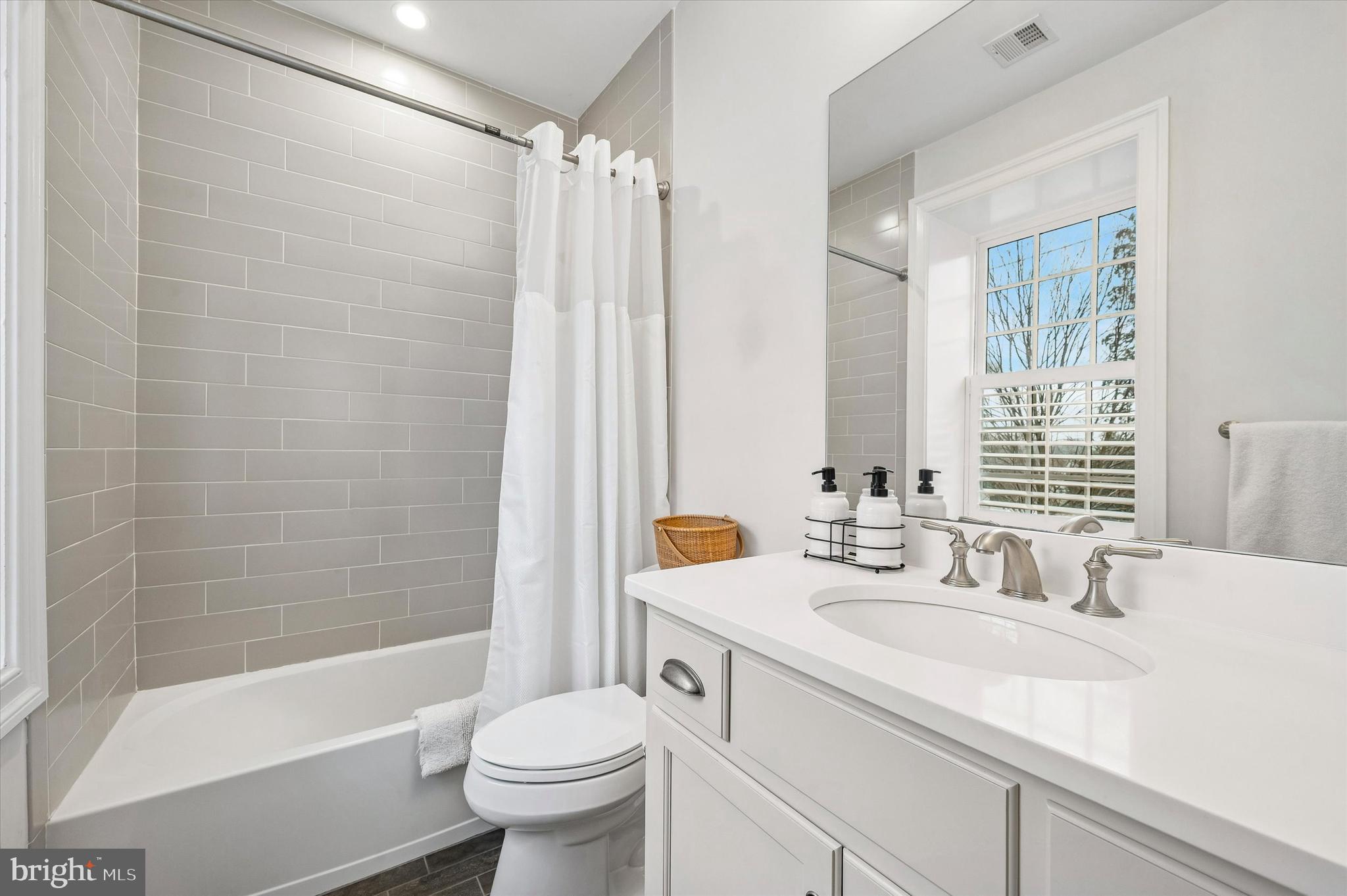 1032 Cedar Grove Road, Unit 3 Wynnewood, PA 19096 - Photo 21 of 34