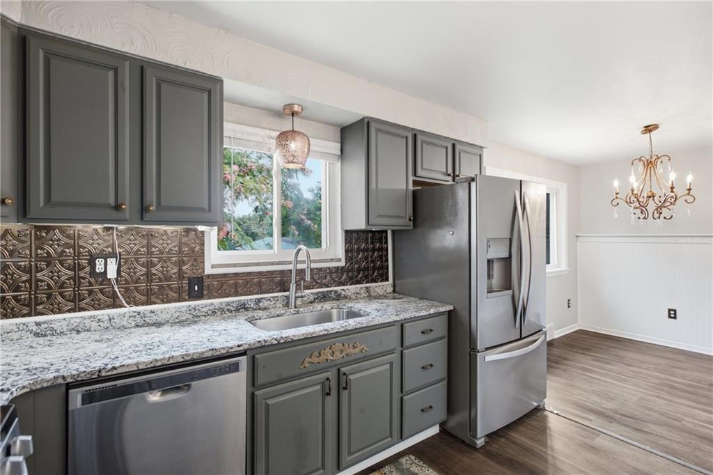 1630 Old Brodhead Road Monaca, PA 15061 - Photo 9 of 25 Gallery Image 9