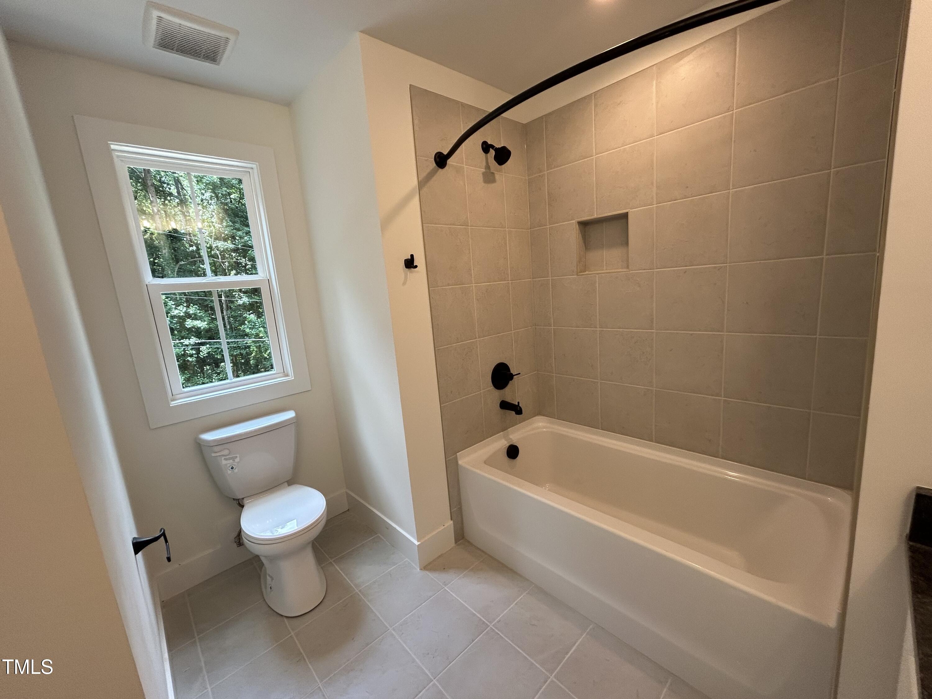 701 Locust Lane Raleigh, NC 27603 - Photo 16 of 19 IMG_1555