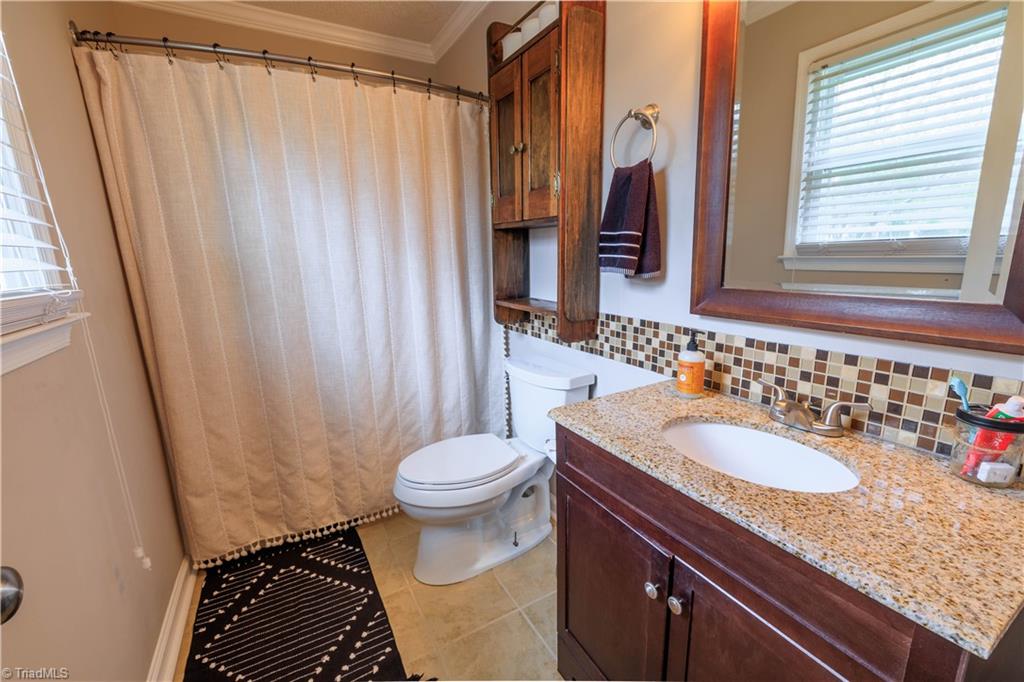 6102 Hunters Ridge Drive Lexington, NC 27295 - Photo 19 of 36 Gallery Image 19