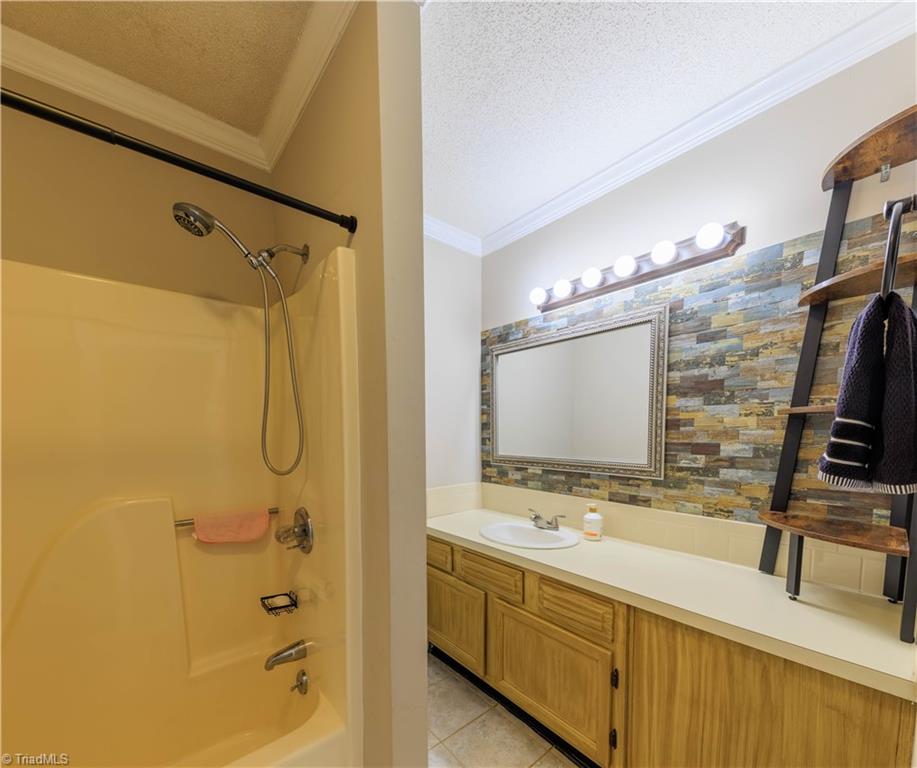 6102 Hunters Ridge Drive Lexington, NC 27295 - Photo 23 of 36 Gallery Image 23