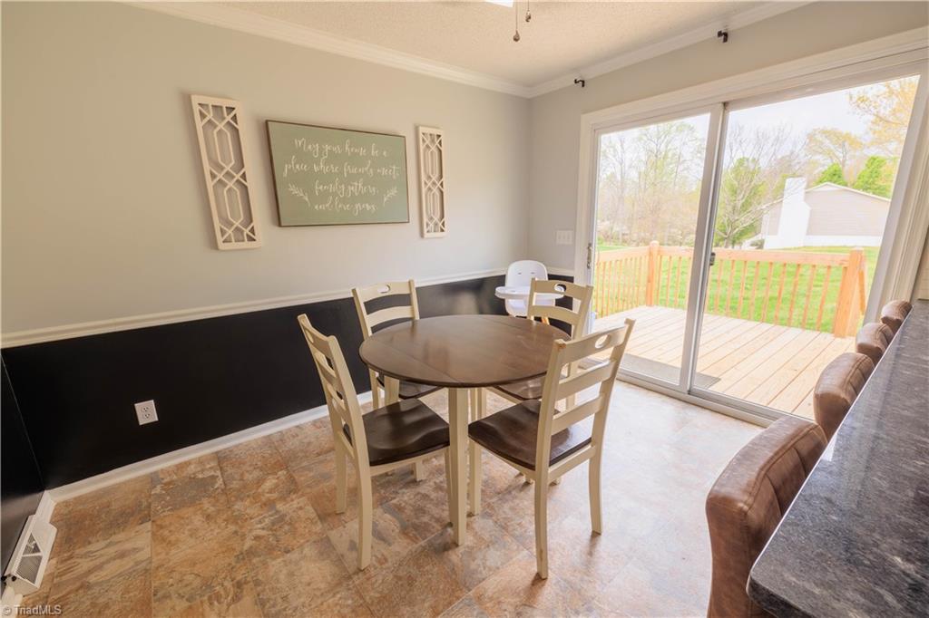 6102 Hunters Ridge Drive Lexington, NC 27295 - Photo 8 of 36 Gallery Image 8