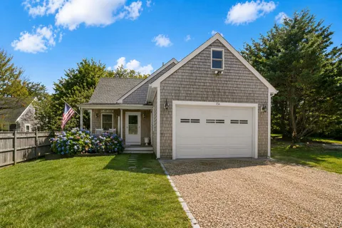 $2,775,000 | 15 21st Street North, Edgartown, MA 02539