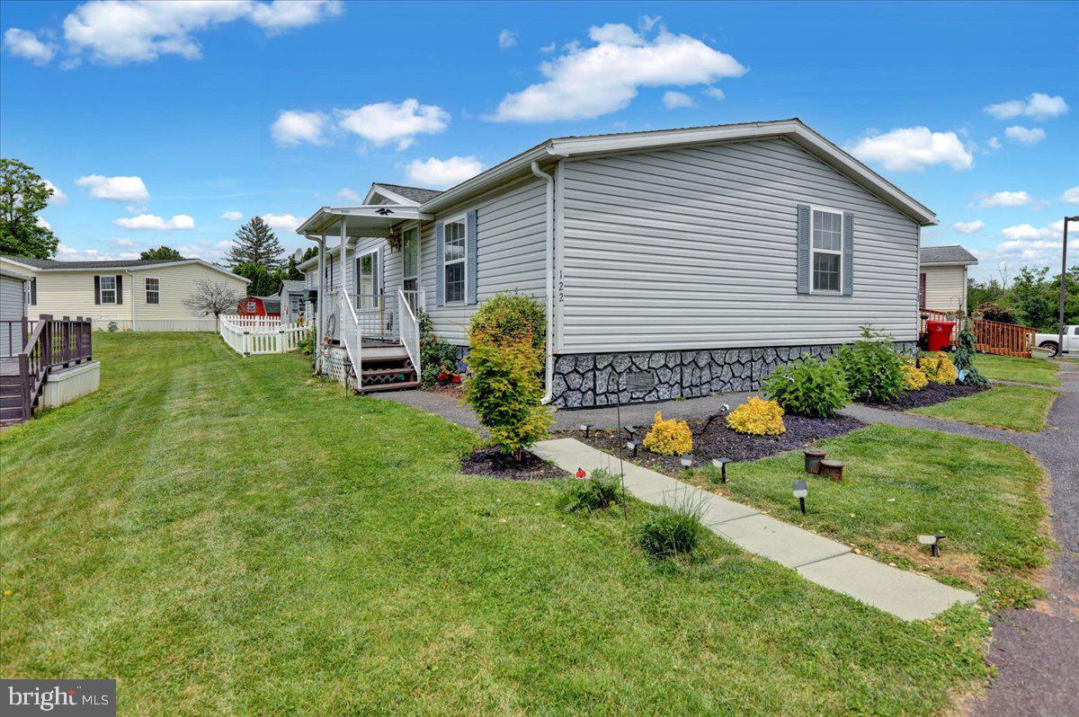 122 Ritz Avenue Reading, PA 19606 - Photo 3 of 33 Gallery Image 3