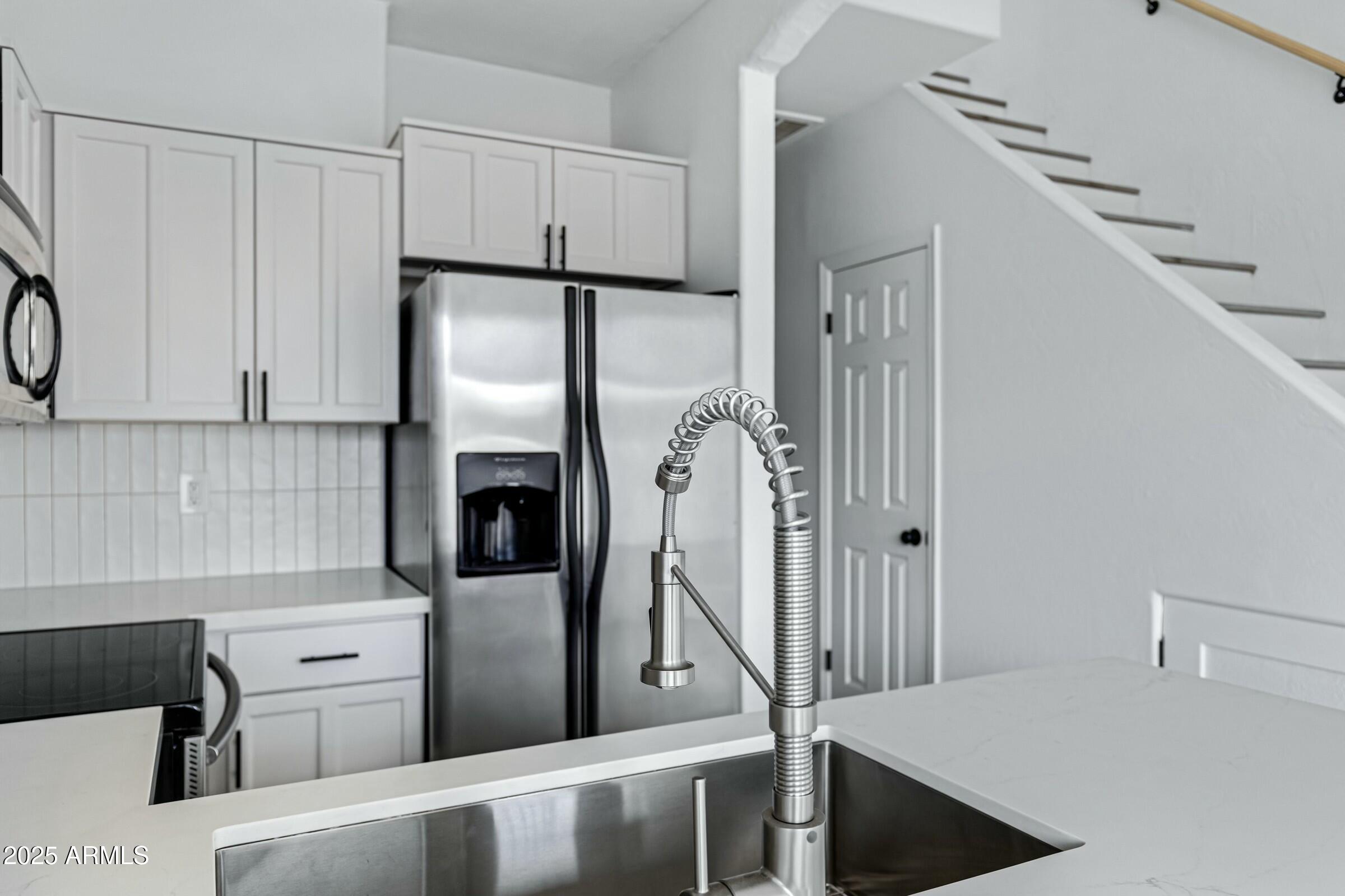4955 East Indian School Road, Unit 5 Phoenix, AZ 85018 - Photo 14 of 42 tempImagephKmix