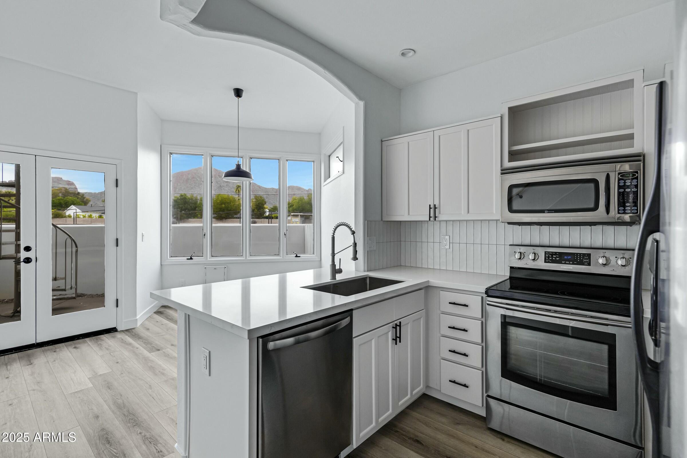 4955 East Indian School Road, Unit 5 Phoenix, AZ 85018 - Photo 2 of 42 tempImageJU7QLO