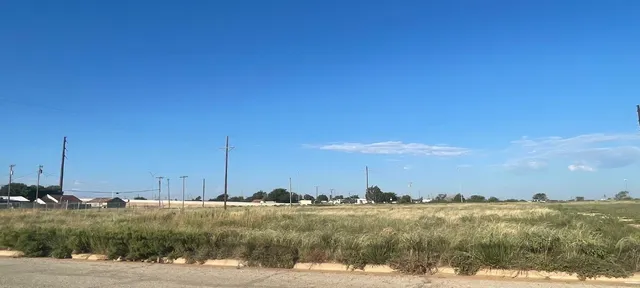 $10,000 | 3913 East 2nd Place, Lubbock, TX 79403