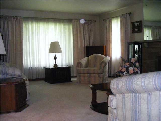 1033 McNaughten Road Columbus, OH 43213 - Photo 7 of 13 Gallery Image 7